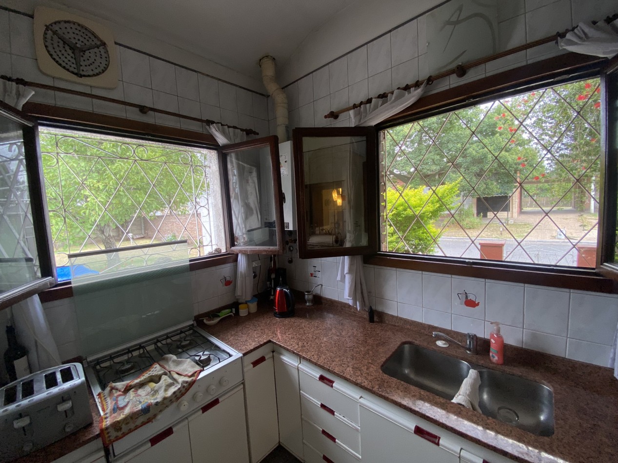 Chalet Circ 4ta, 3 ambientes, Ciudad Evita
