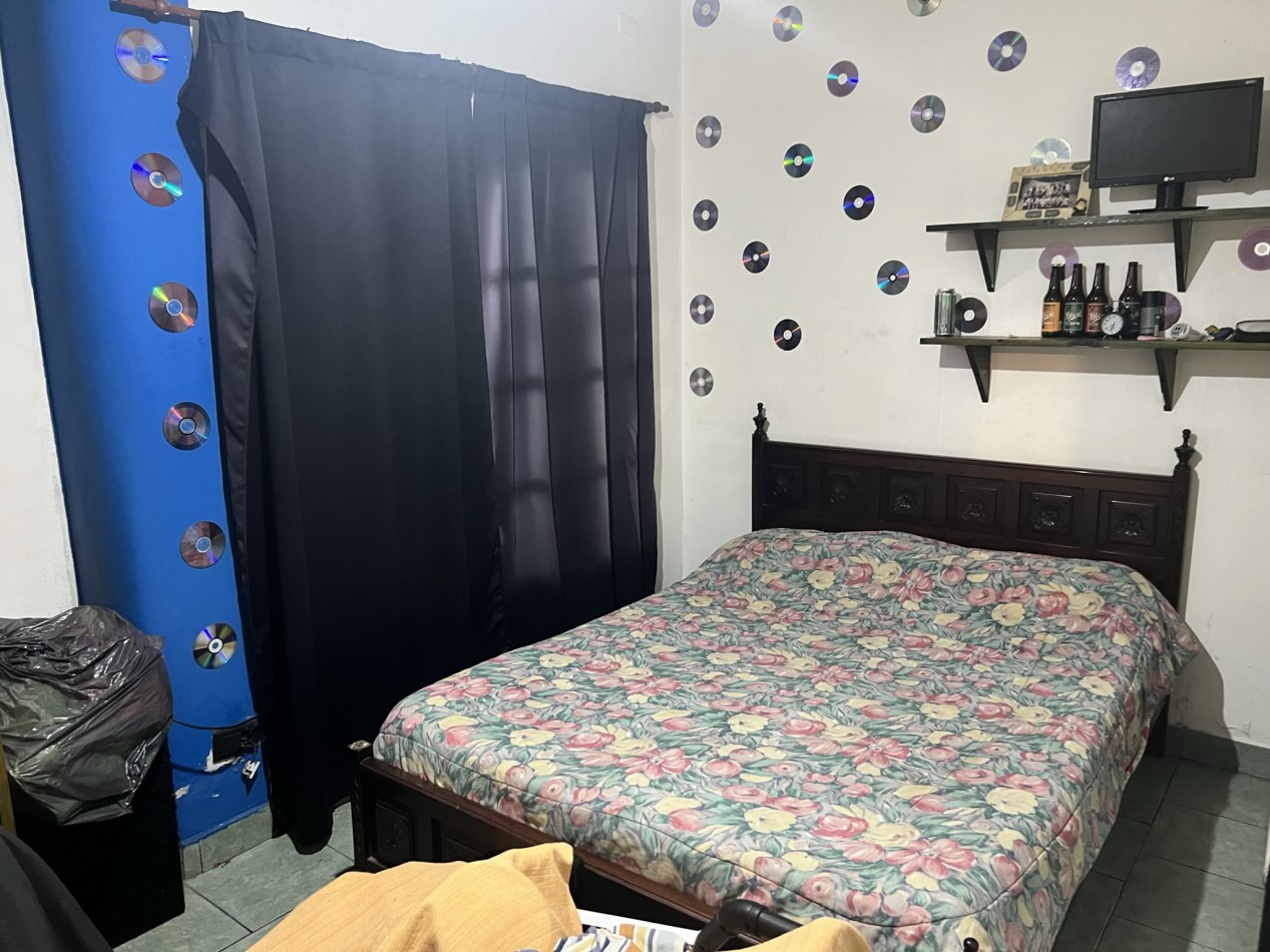 Chalet 6 Ambientes y 3 Locales - Ciudad Evita