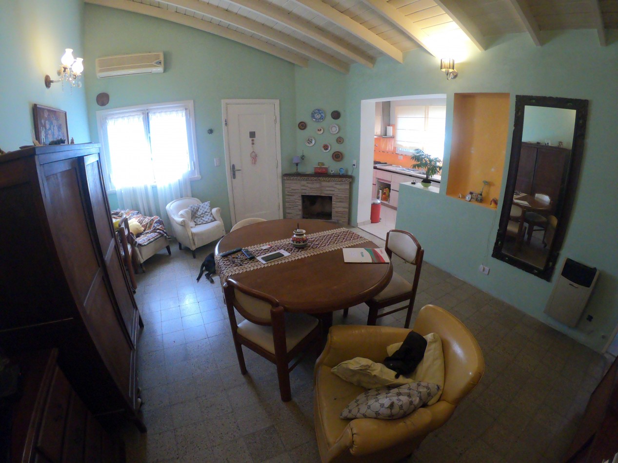 Chalet en Venta de 2 Ambientes en Rotonda - Ciudad Evita
