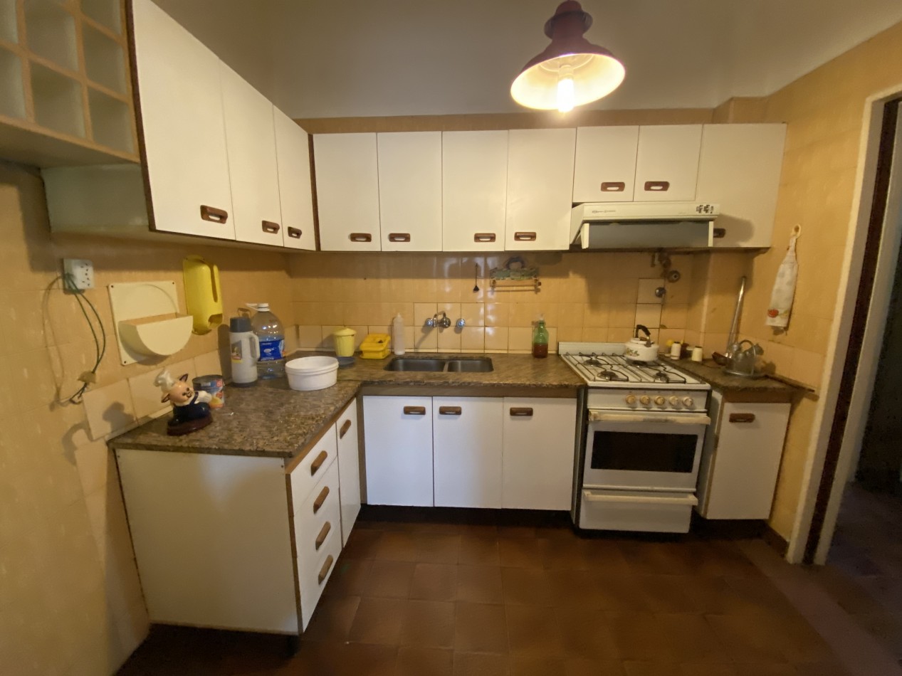 Casa en Alquiler de 2 Dorm. C/ Cochera en Villa Madero