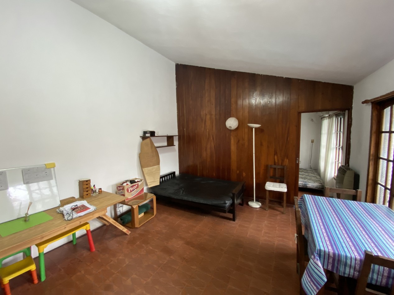 Casa en venta de 3 Dorm. C/Cochera en Ciudad Evita