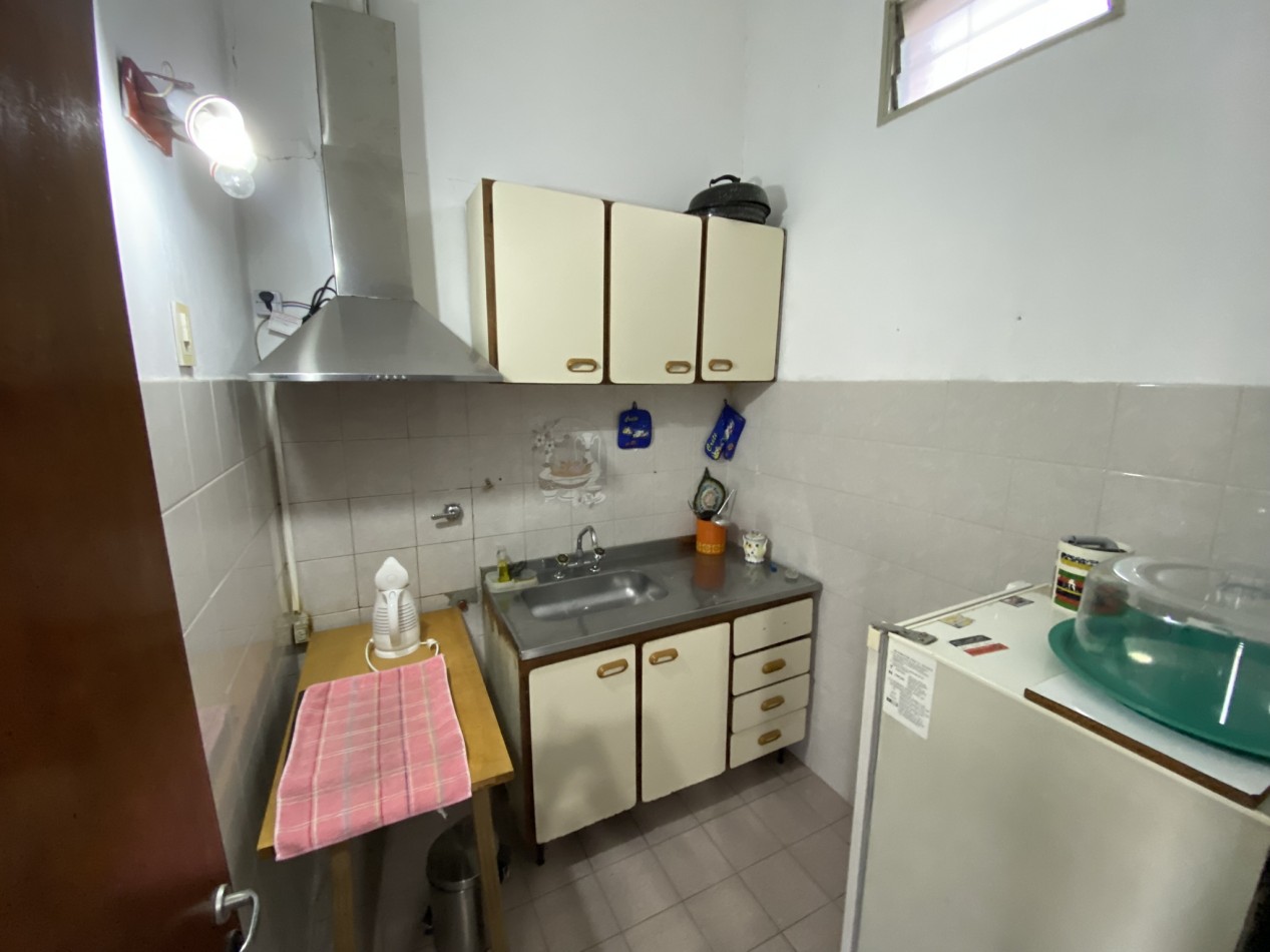 Casa en venta de 3 Dorm. C/Cochera en Ciudad Evita