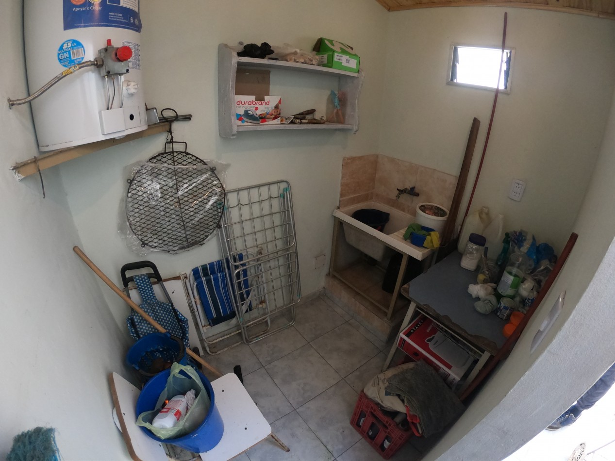 Casa en Venta de 2 Ambientes Ubicada en Esquina - Ciudad Evita