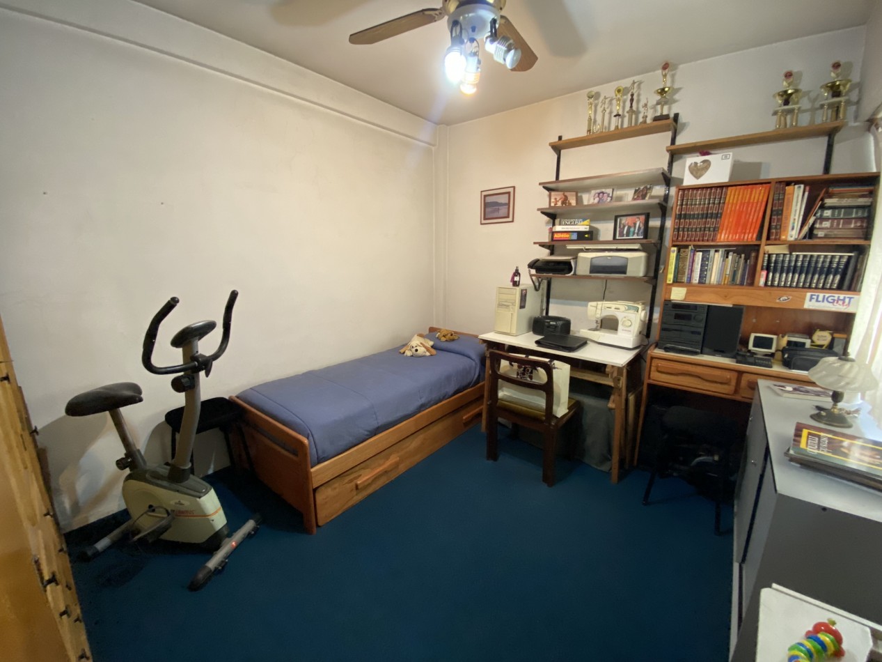 Departamento en Venta de 3 Dorm. en Ramos Mejia