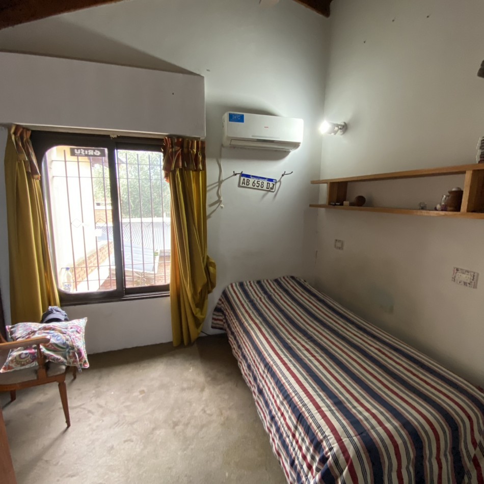 Casa 5 Ambientes, Lomas de Zamora