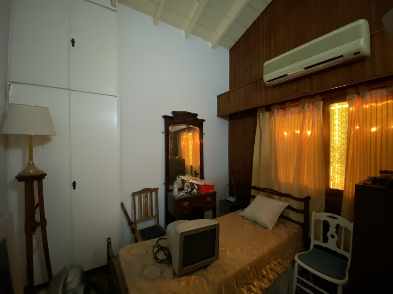 Chalet de 3 ambientes con piscina, Ciudad Evita