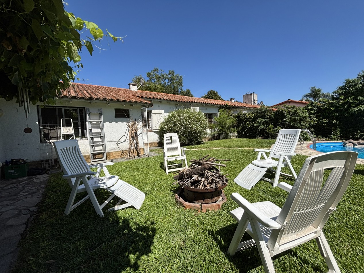 Chalet 4 ambientes con Piscina - Ciudad Evita