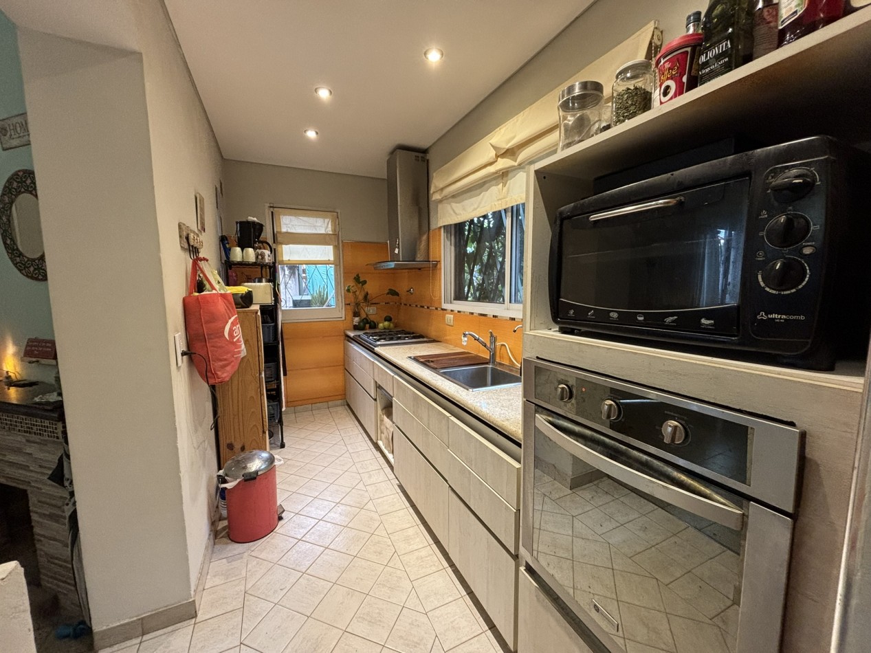 Chalet en Venta de 2 Ambientes en Rotonda - Ciudad Evita