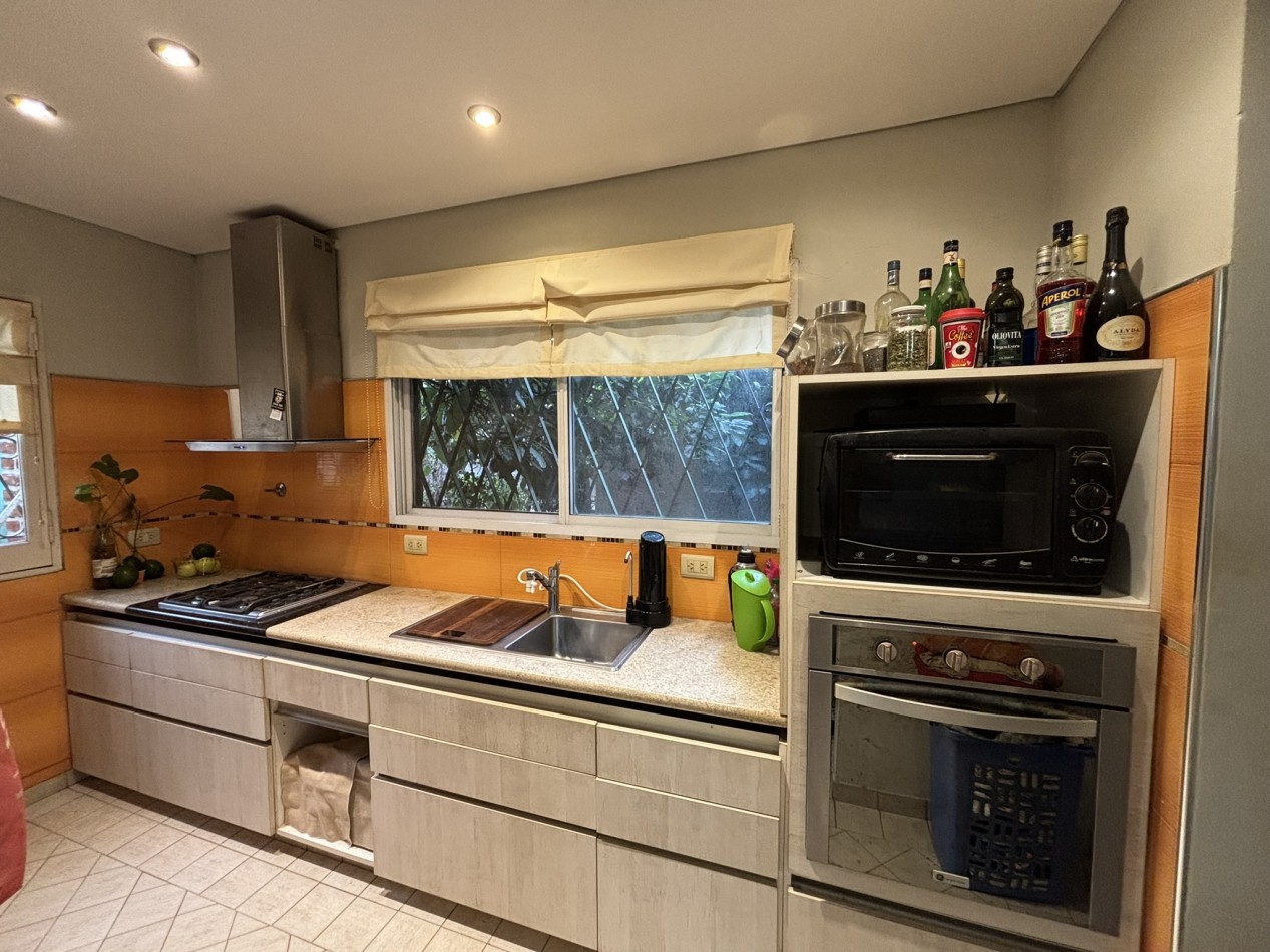Chalet en Venta de 2 Ambientes en Rotonda - Ciudad Evita