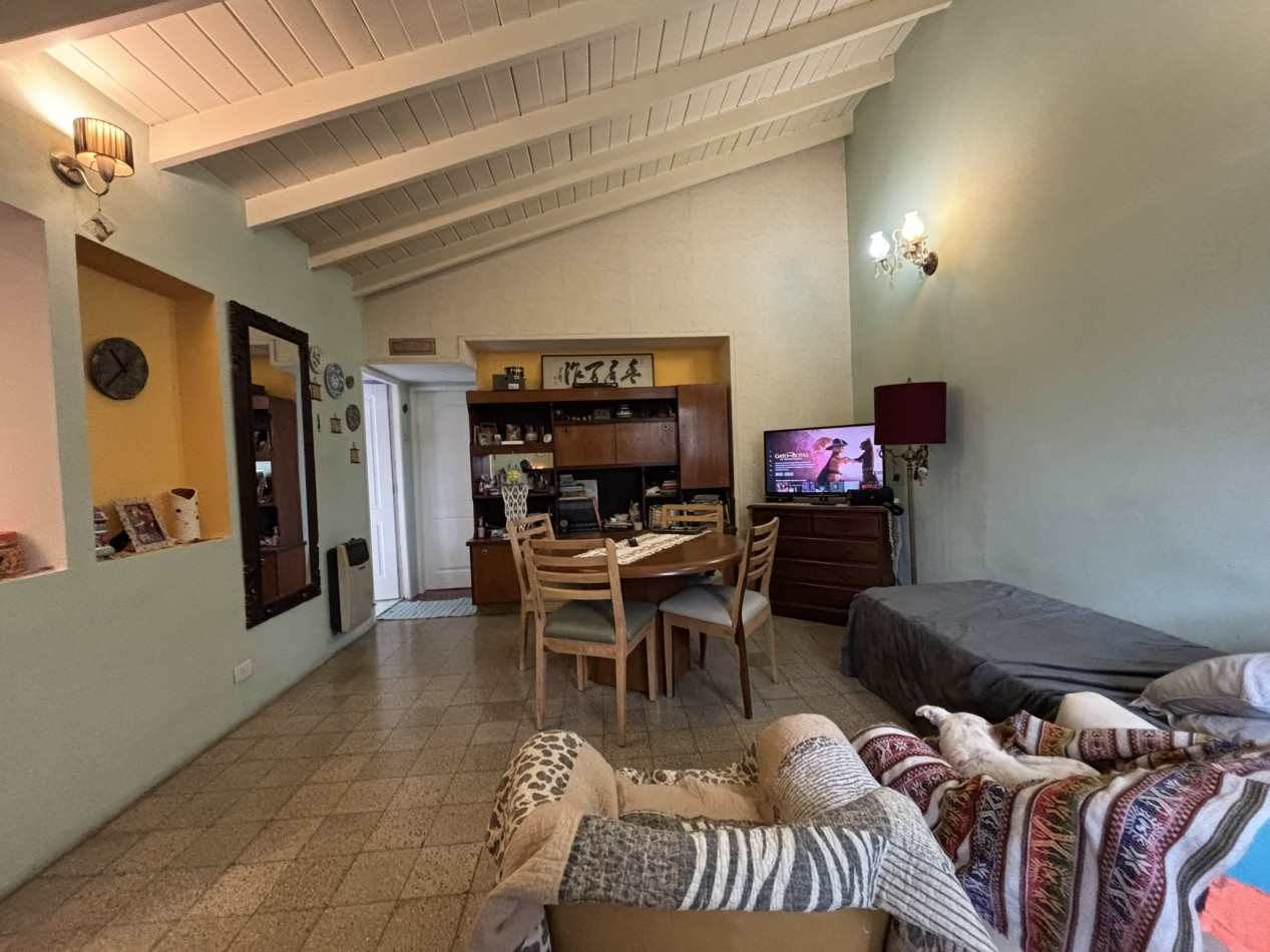 Chalet en Venta de 2 Ambientes en Rotonda - Ciudad Evita