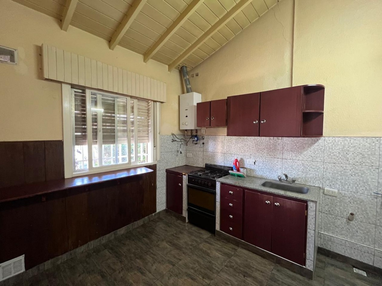 Casa en alquiler de 2 ambientes en Ciudad Evita