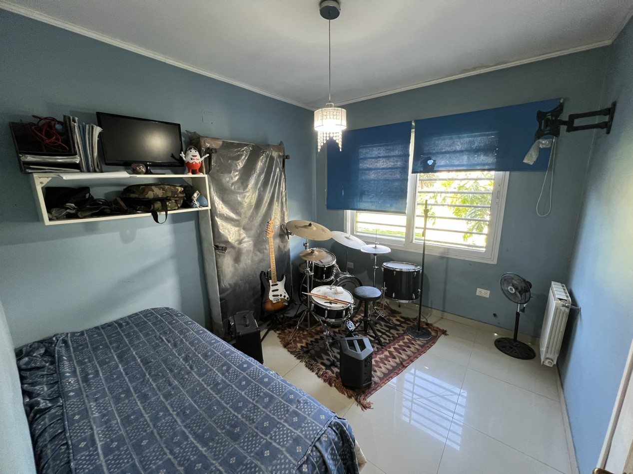 Chalet 7 ambientes, Circ. 2da - Ciudad Evita