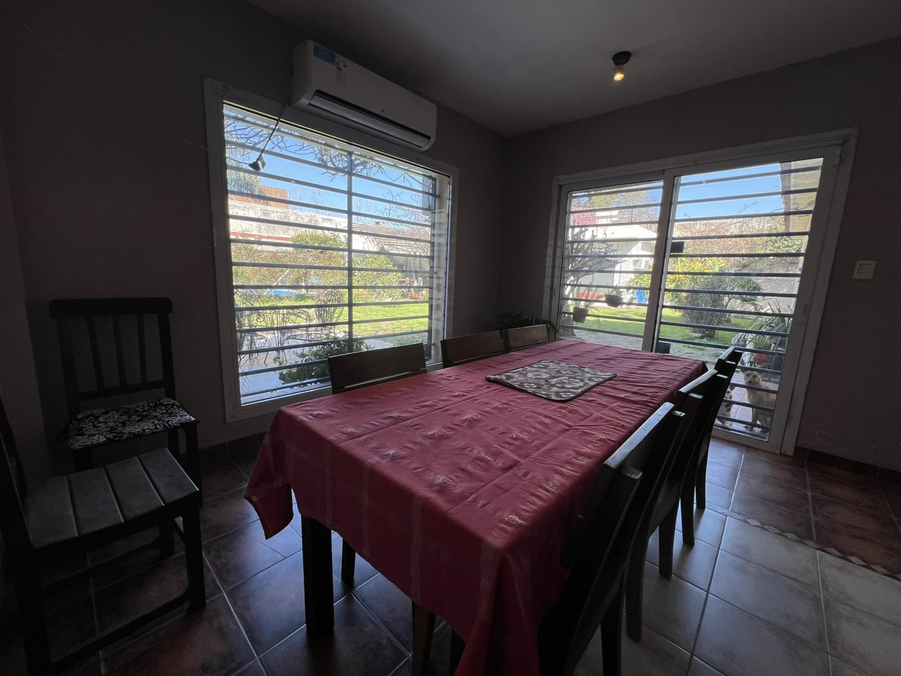 Chalet 7 ambientes, Circ. 2da - Ciudad Evita