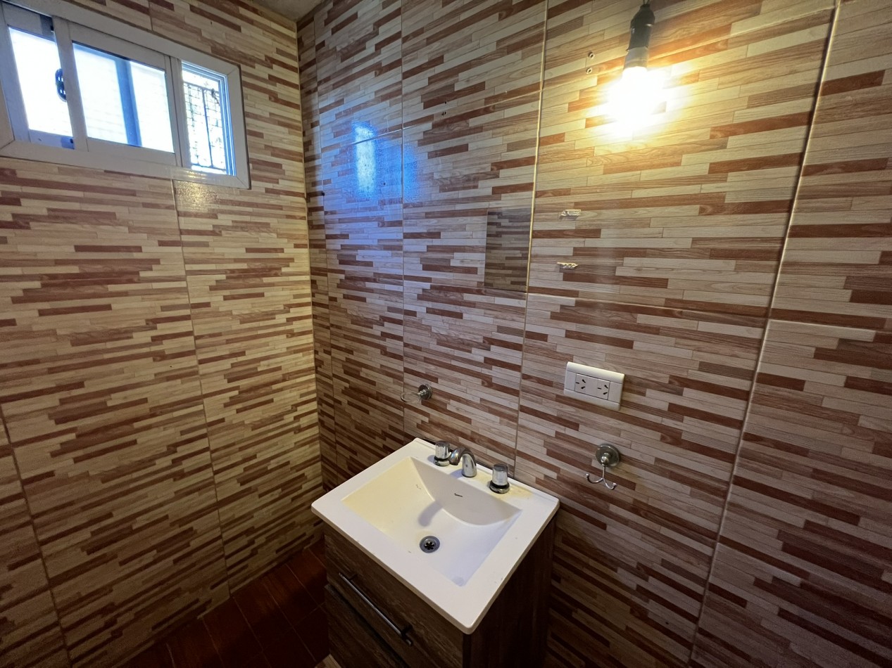 Departamento en alquiler de 3 ambientes - Laferrere