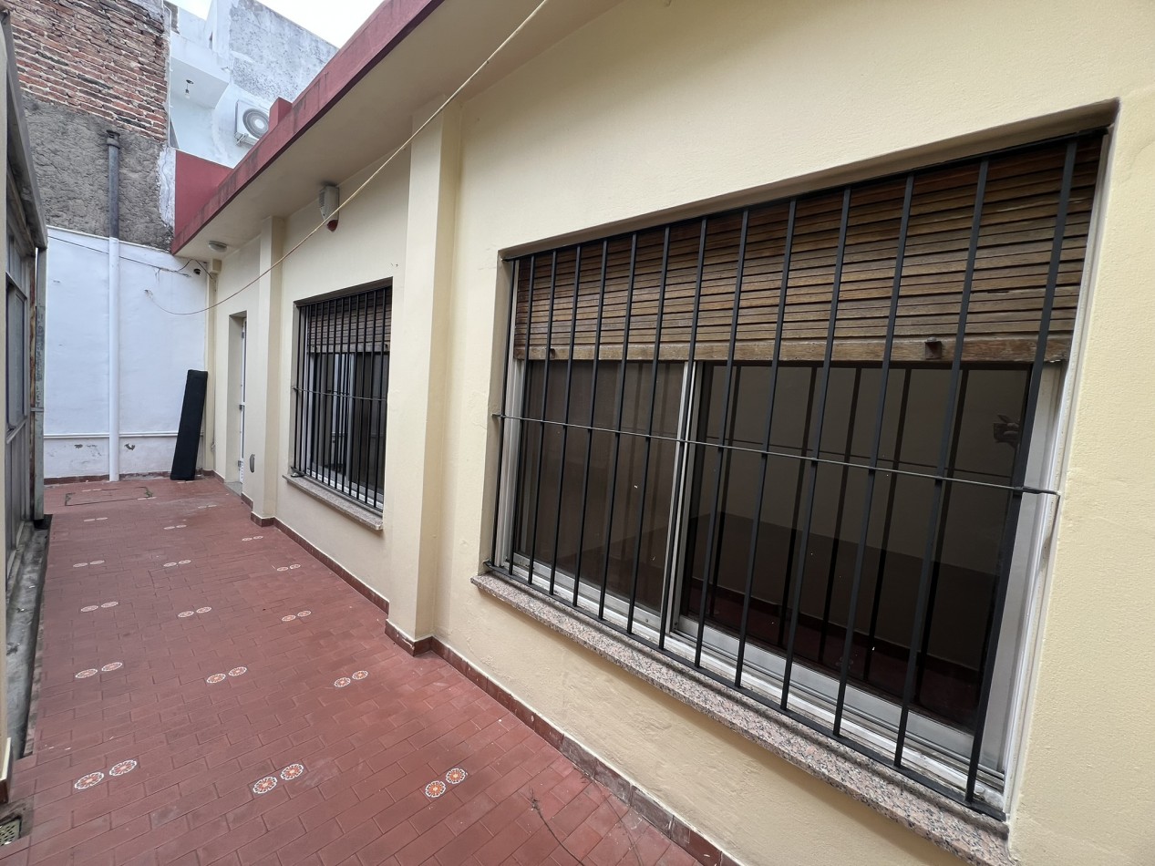 Ph en alquiler de 2 ambientes en La Tablada