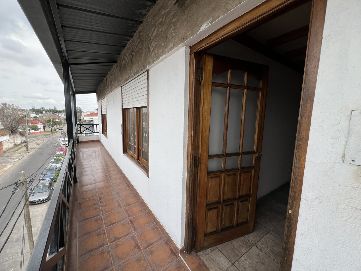DEPARTAMENTO 4 AMBIENTES EN LA TABLADA 