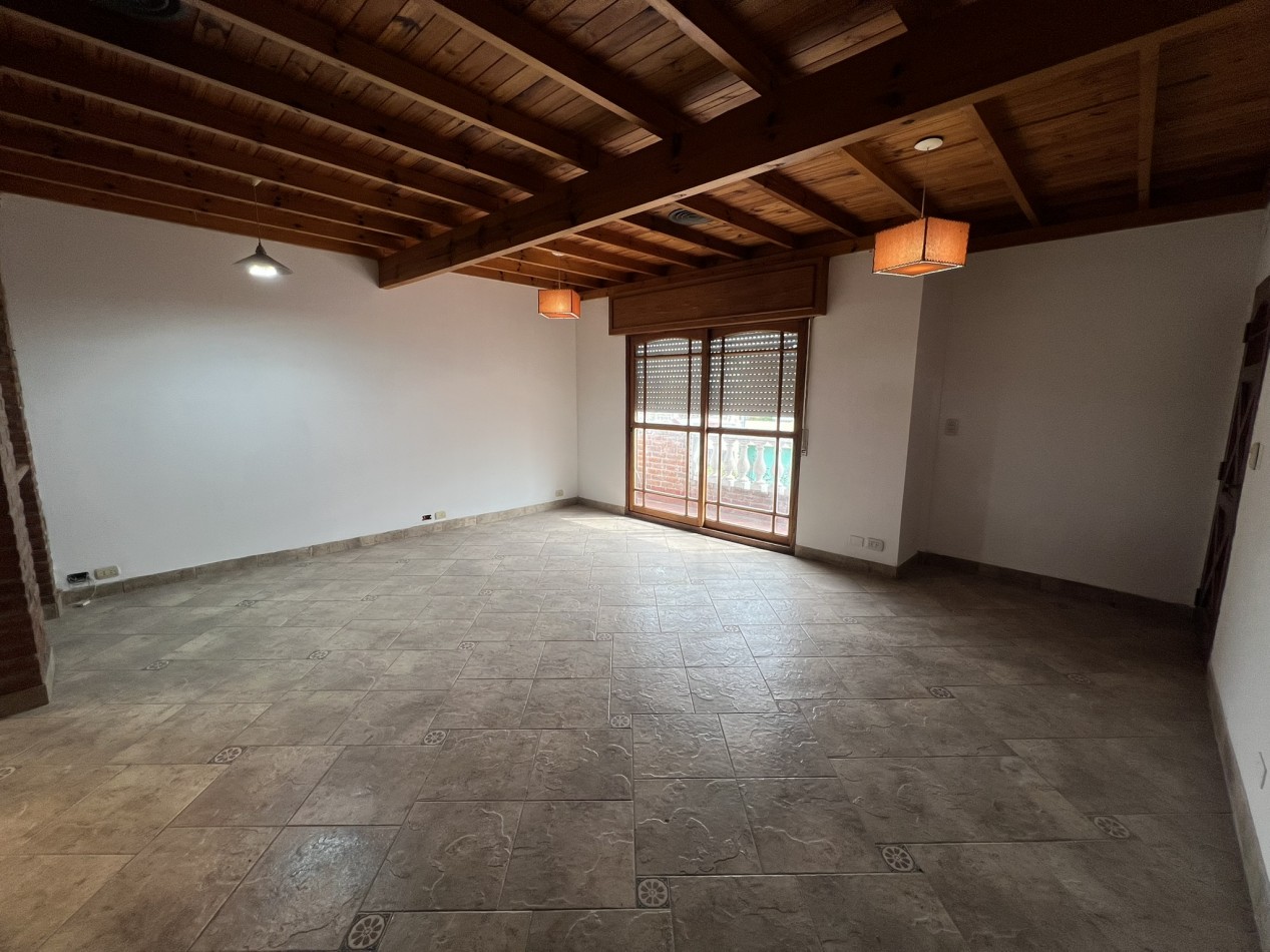 DEPARTAMENTO 4 AMBIENTES EN LA TABLADA 