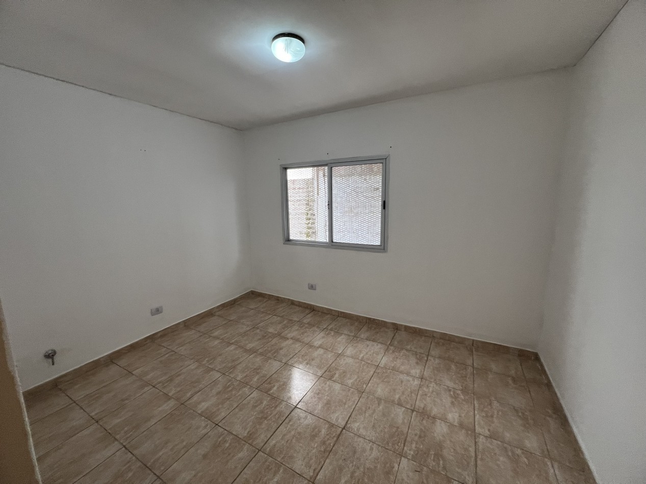 DUPLEX EN ALQUILER 4 AMBIENTES - CIUDAD EVITA 
