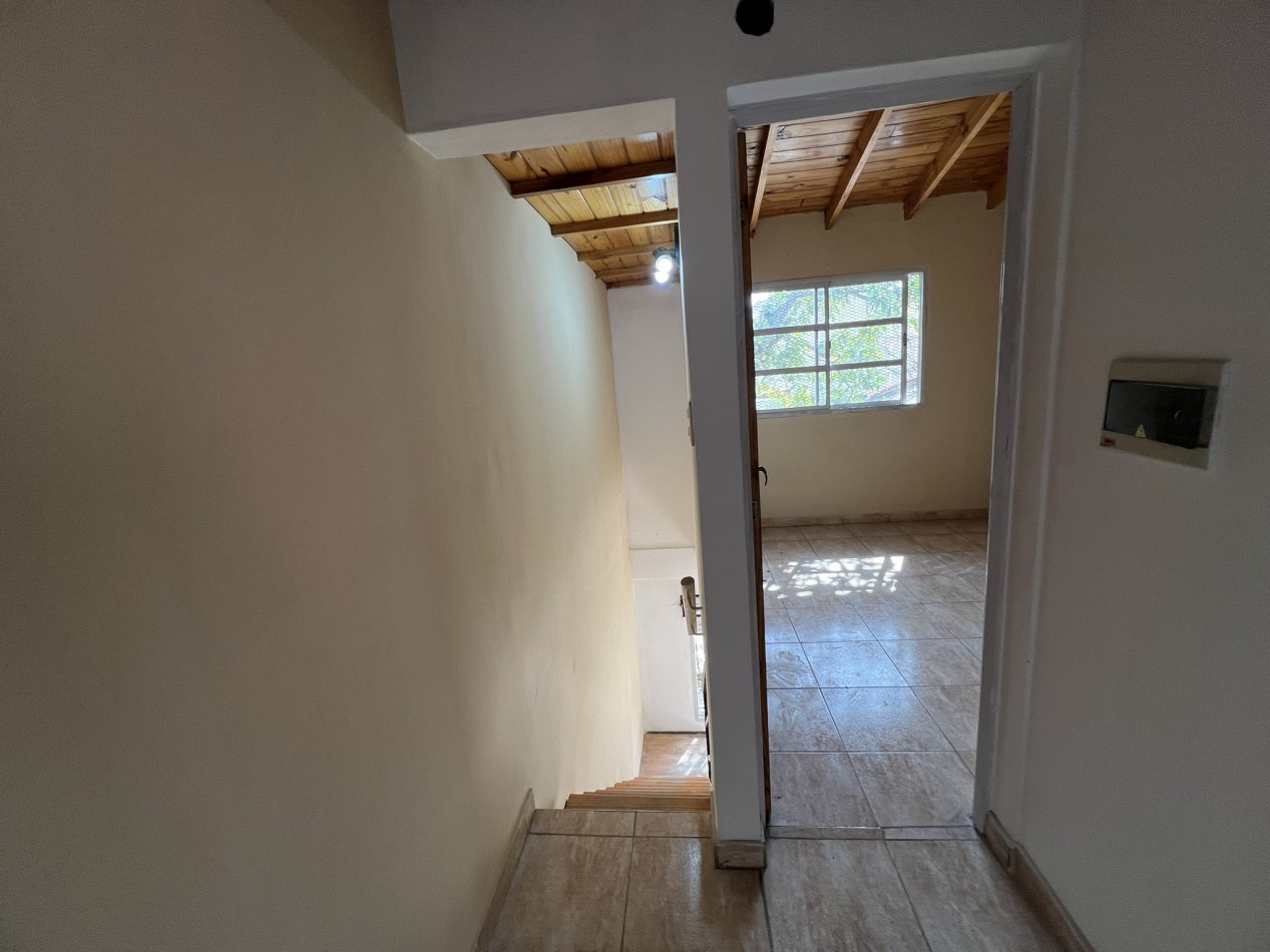 DUPLEX EN ALQUILER 4 AMBIENTES - CIUDAD EVITA 