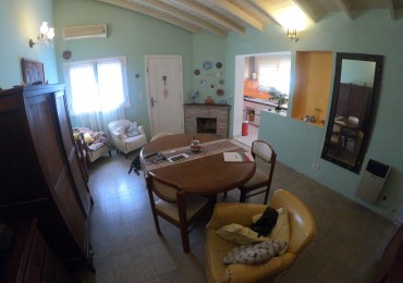 Chalet en Venta de 2 Ambientes en Rotonda - Ciudad Evita