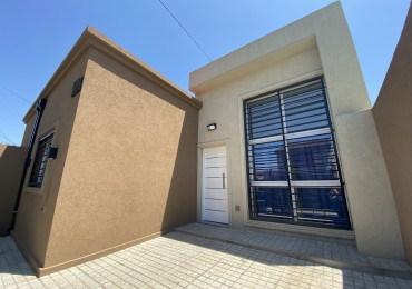 Casa de 3 dormitorios en Ciudad Evita