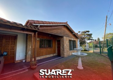 Chalet de 3 ambientes con piscina, Ciudad Evita