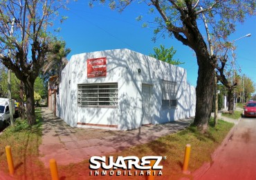 Casa en Venta de 2 Ambientes Ubicada en Esquina - Ciudad Evita